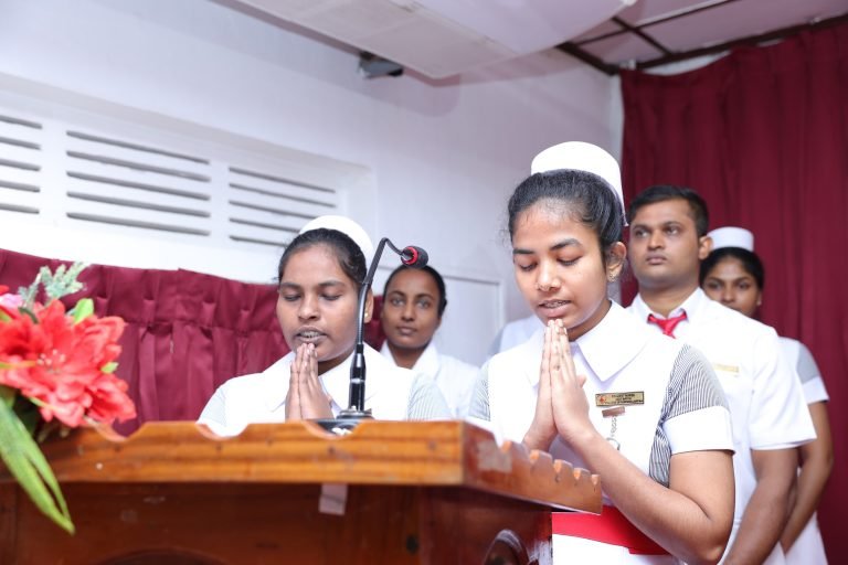 268 தாதிய உத்தியோகத்தர்களும் நியமனம் பெற்று வந்துள்ளார்கள் .