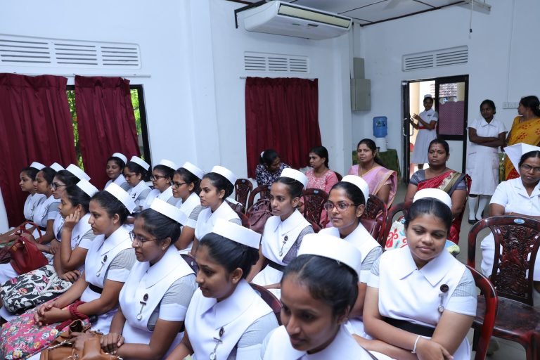 268 தாதிய உத்தியோகத்தர்களும் நியமனம் பெற்று வந்துள்ளார்கள் .